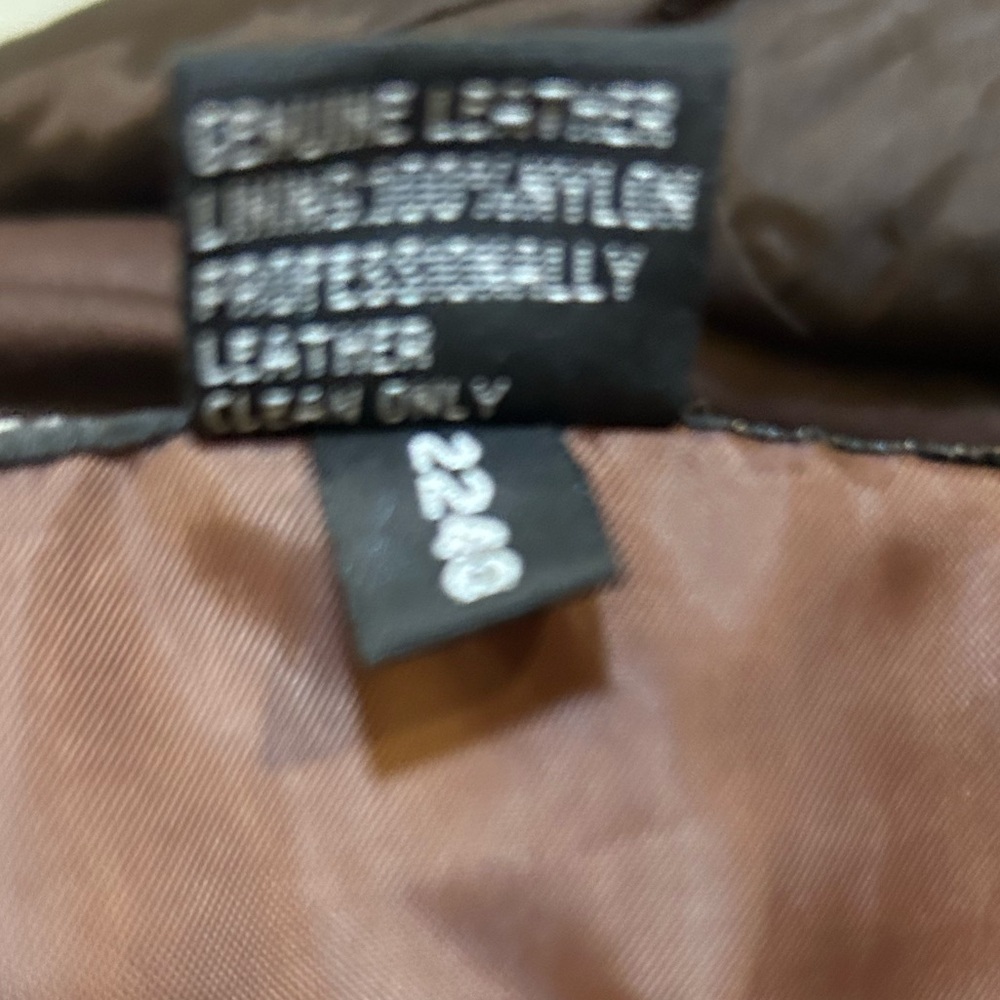 Savannah Brown Women's Suede Vest - Picture 4 of 5